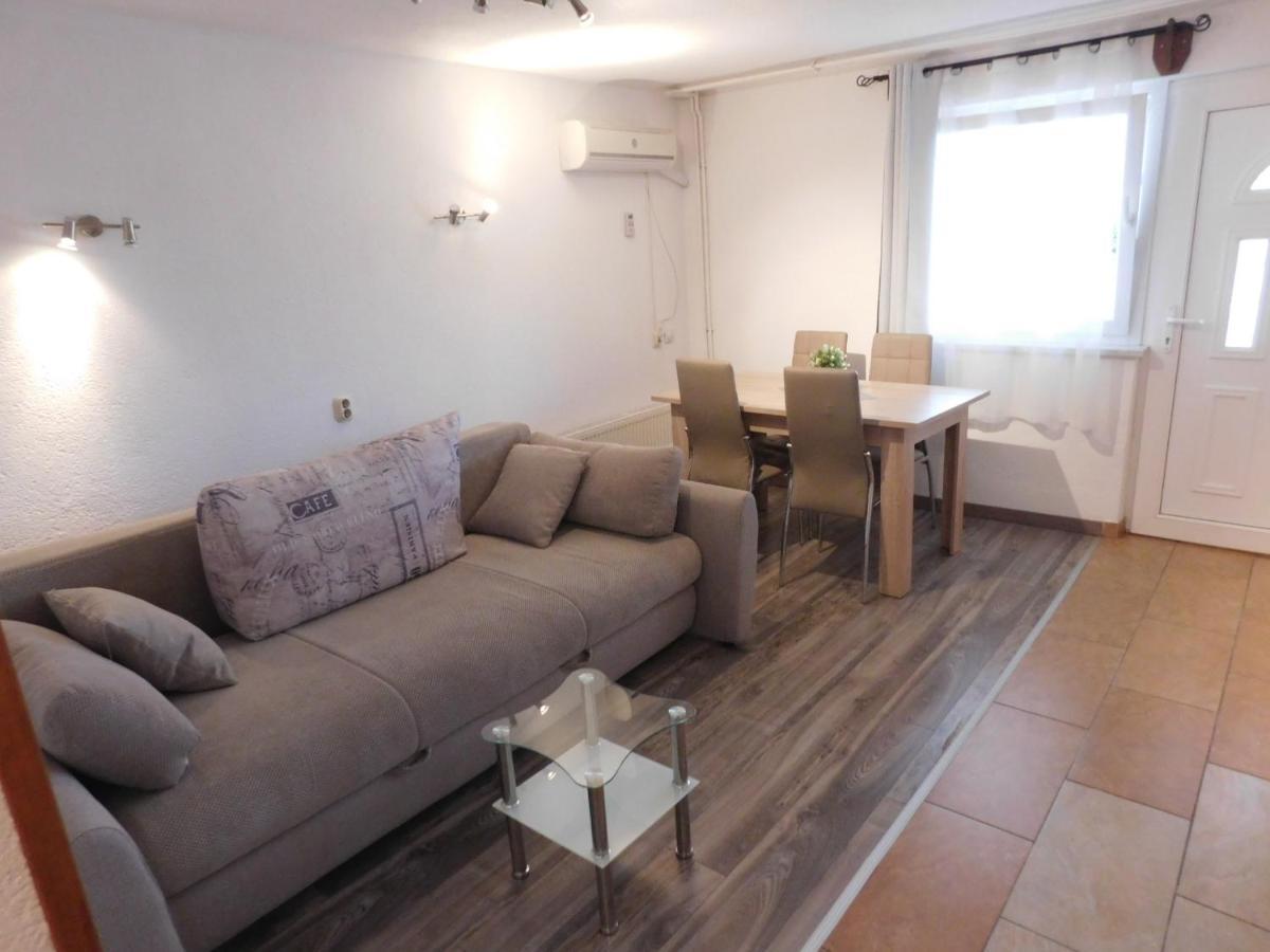 Guesthouse Sara Grabovac  Luaran gambar