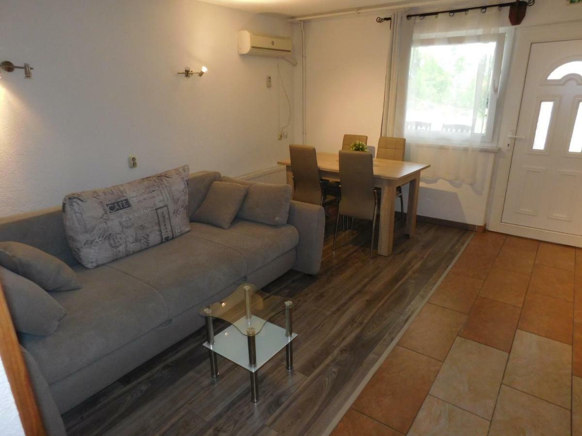 Guesthouse Sara Grabovac  Luaran gambar